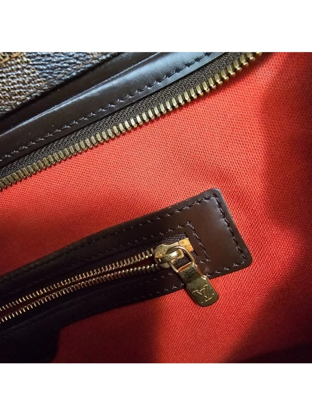 Louis Vuitton Damier Ebene Chelsea Bag